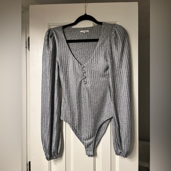 Revolve Tularosa Summer Bodysuit in Silver XS - Picture 3 of 9